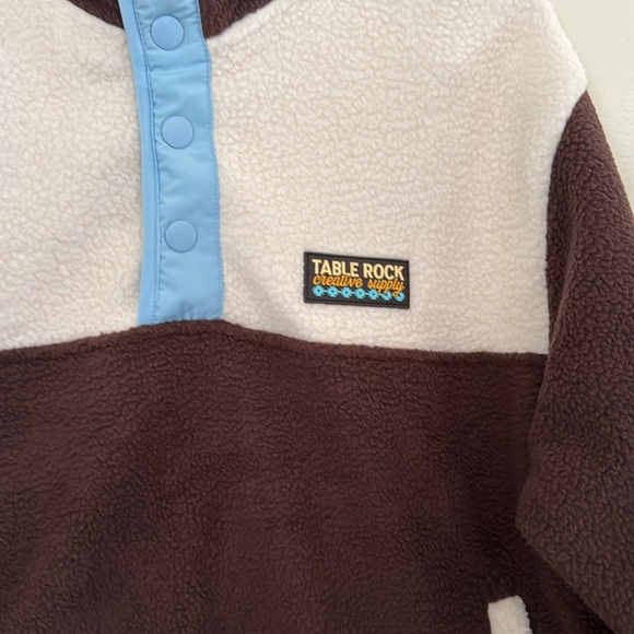 Fleece Sweater Table Rock Lake Tahoe - Picture 4 of 11